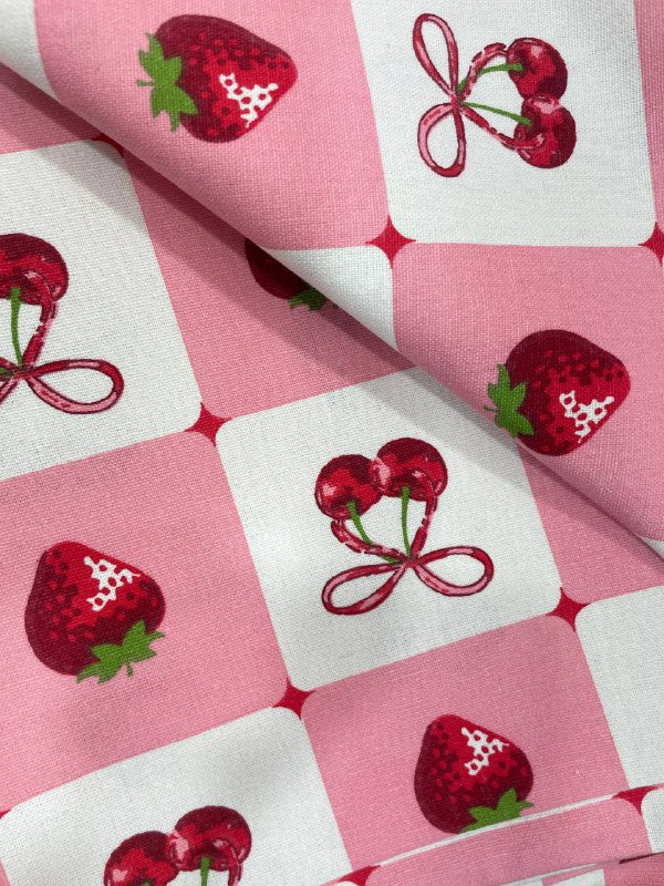 Vintage Strawberry Squares